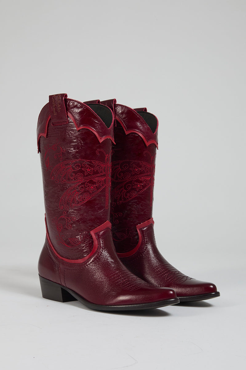 BURDEOS - MAFALDA CARDENAL