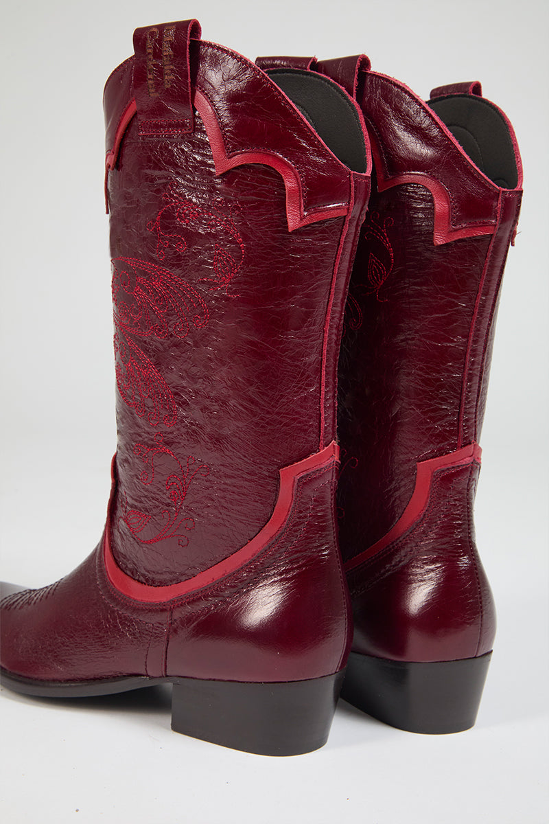 BURDEOS - MAFALDA CARDENAL