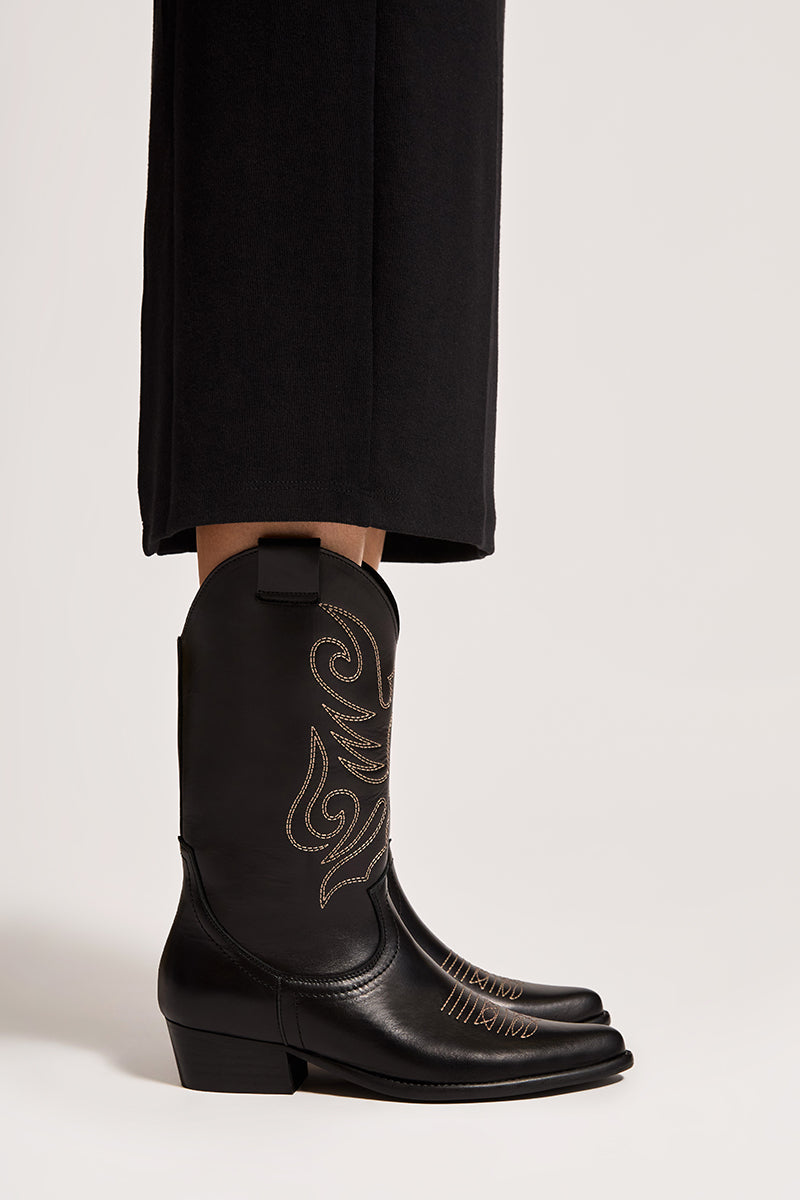 Negro bordado - JANDRA