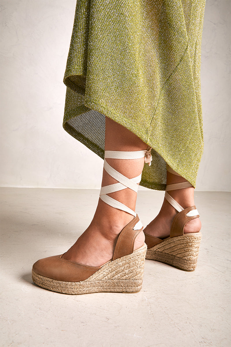 Espadrilles in brown leather - CARMEN