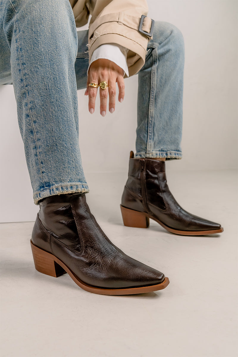 Brown Terra leather ankle boot - TULUM