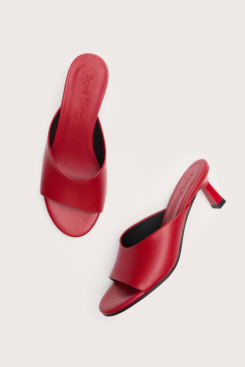 FLAT RED - RENATA