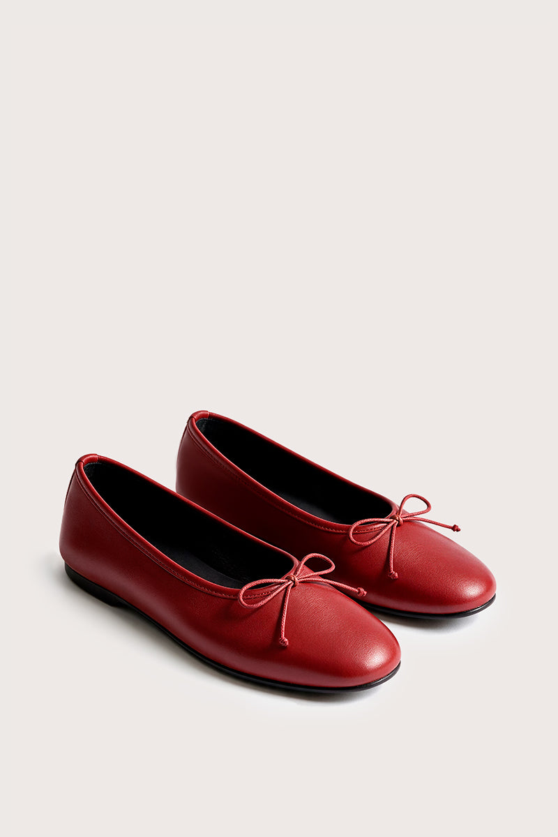 FLAT RED - ALESSIA