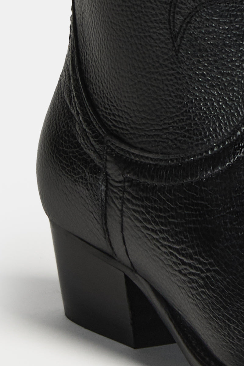 Total black - JANDRA