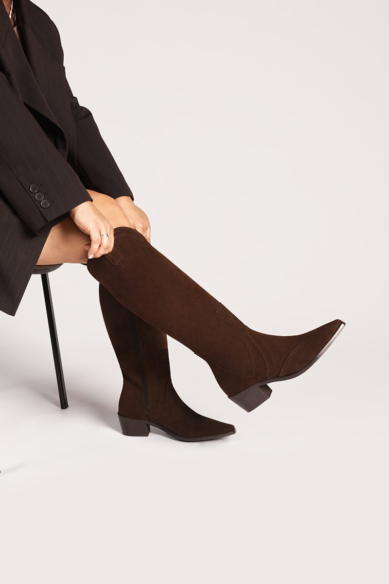 Chocolate - MANUELA PLUS+