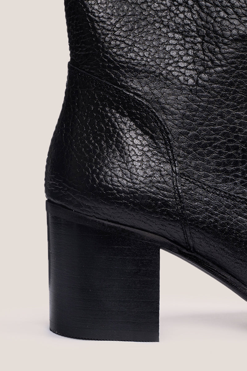 Black vintage leather hight boot - VALENTINA