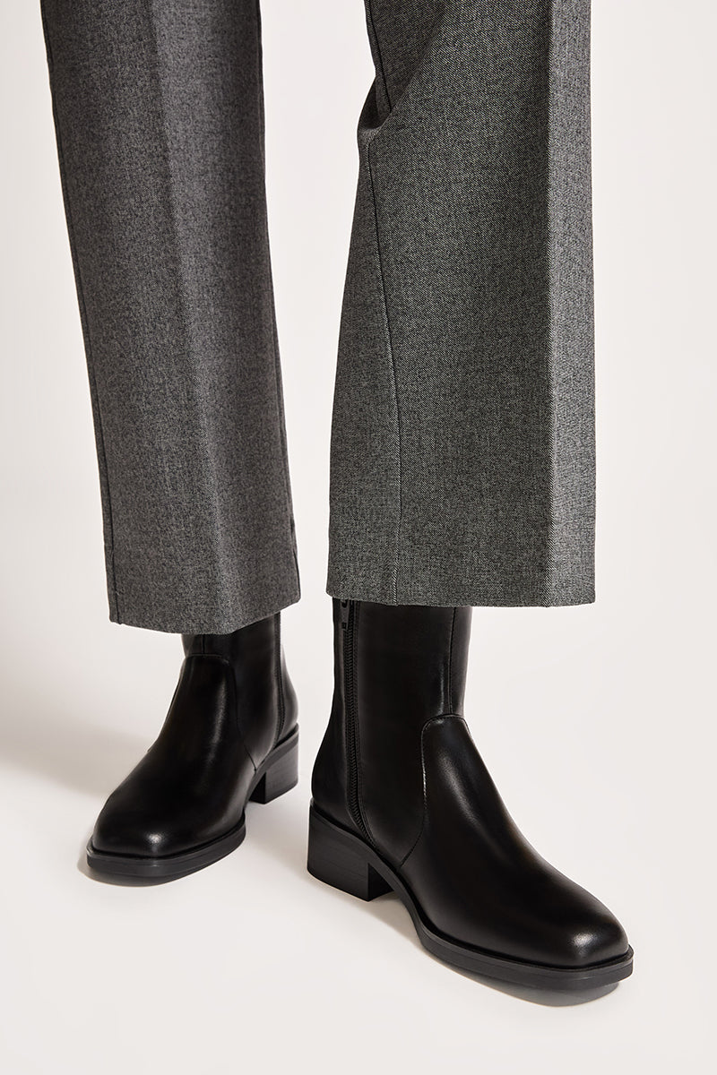 Negro - CHESTER - Bryan Stepwise