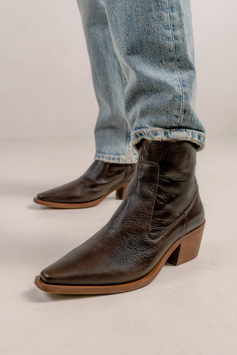 Brown Terra leather ankle boot - TULUM
