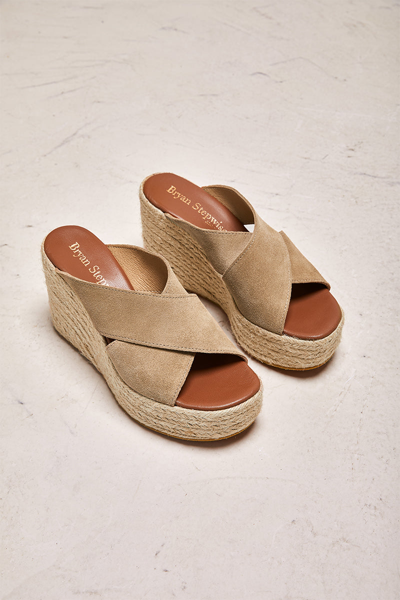 Platform sandal in tan leather - LAURA