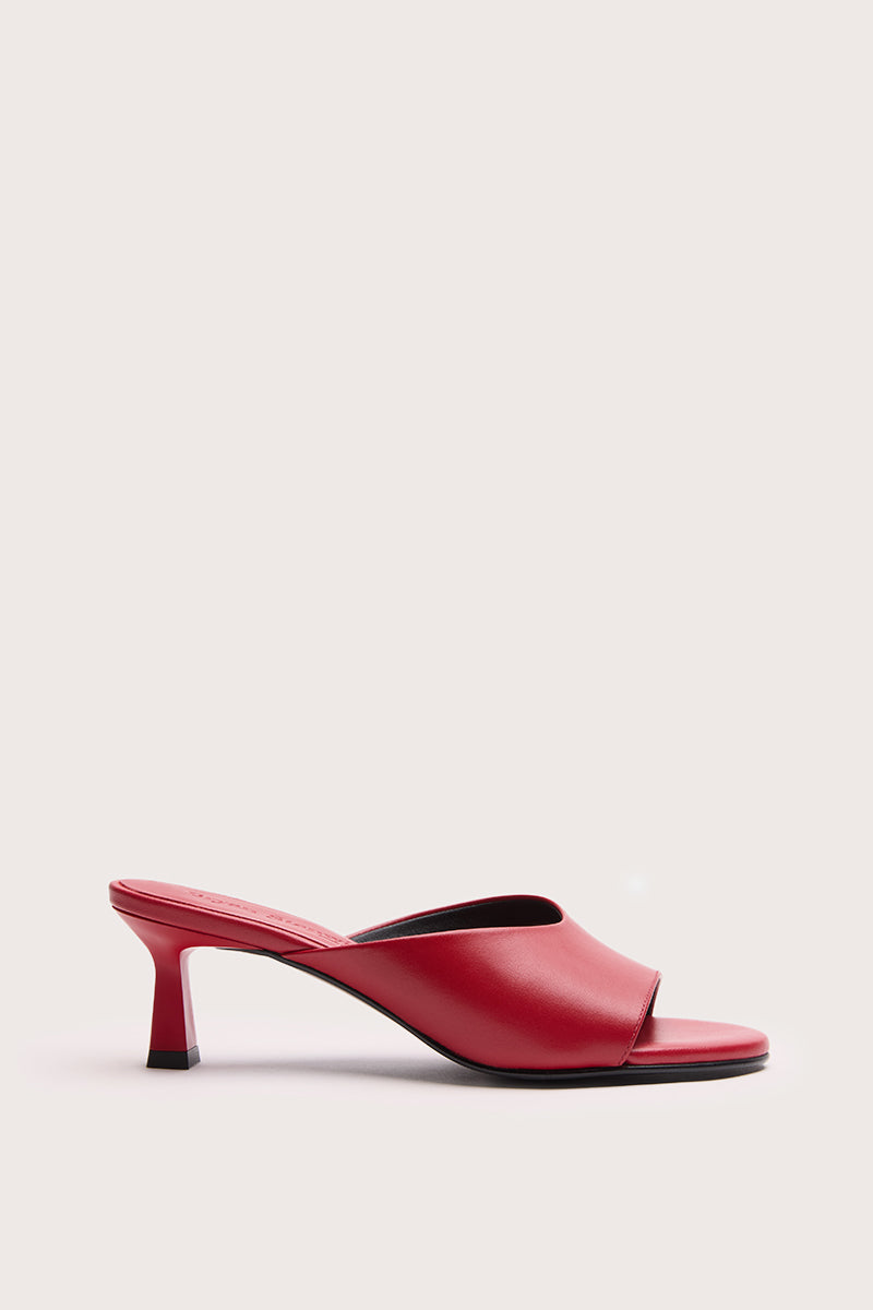 FLAT RED - RENATA